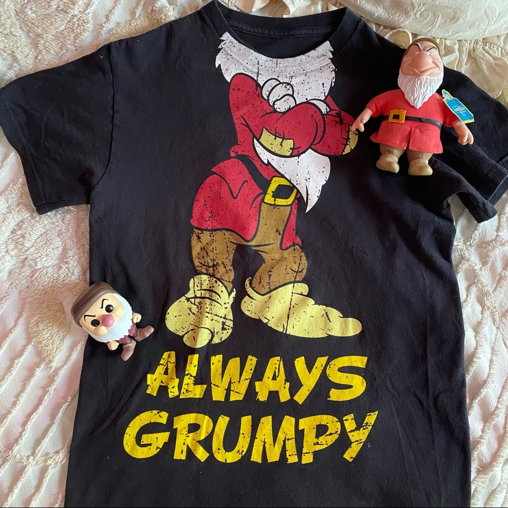 Disney Grumpy Graphic Tee Small Black